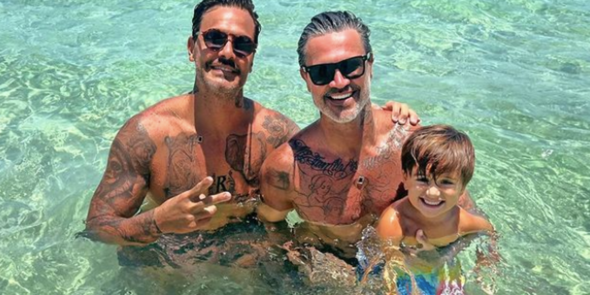 Os artistas, Flávio e Gustavo atualmente (Reprodução)