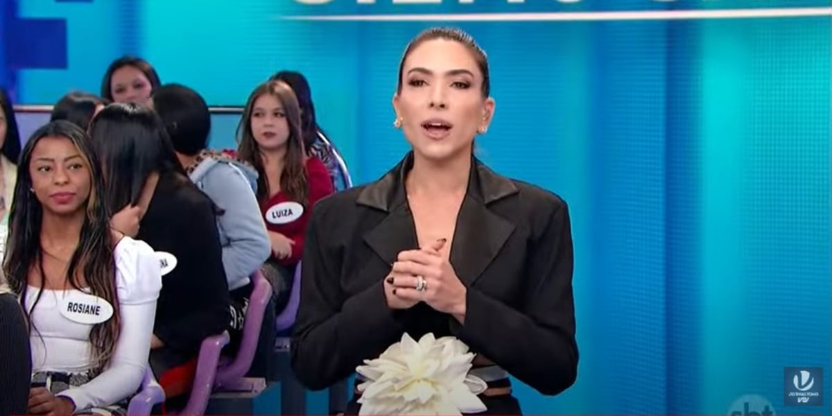 http://tvfoco.uai.com.br/wp-content/uploads/2015/05/Daniela-Mercury.jpg