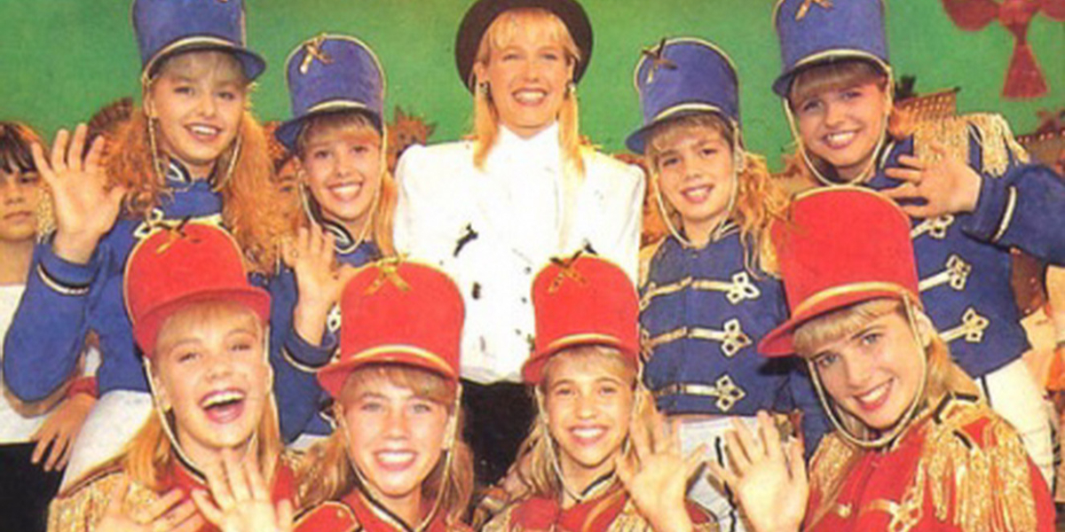 http://tvfoco.uai.com.br/wp-content/uploads/2015/05/Daniela-Mercury.jpg