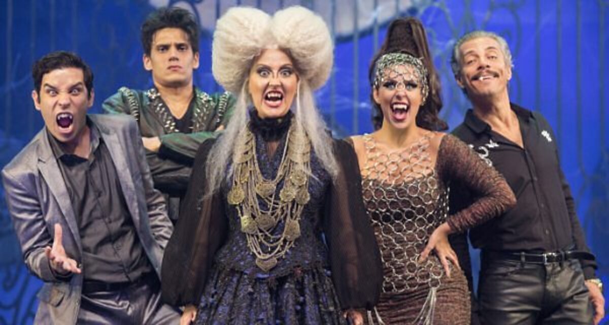 Thadeu Matos no musical "Vamp" (Foto Reprodução/Internet)
