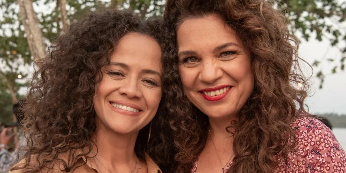 http://tvfoco.uai.com.br/wp-content/uploads/2015/05/Daniela-Mercury.jpg