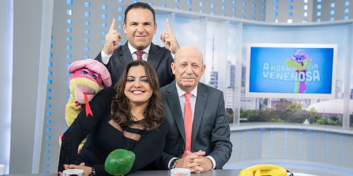 http://tvfoco.uai.com.br/wp-content/uploads/2015/05/Daniela-Mercury.jpg
