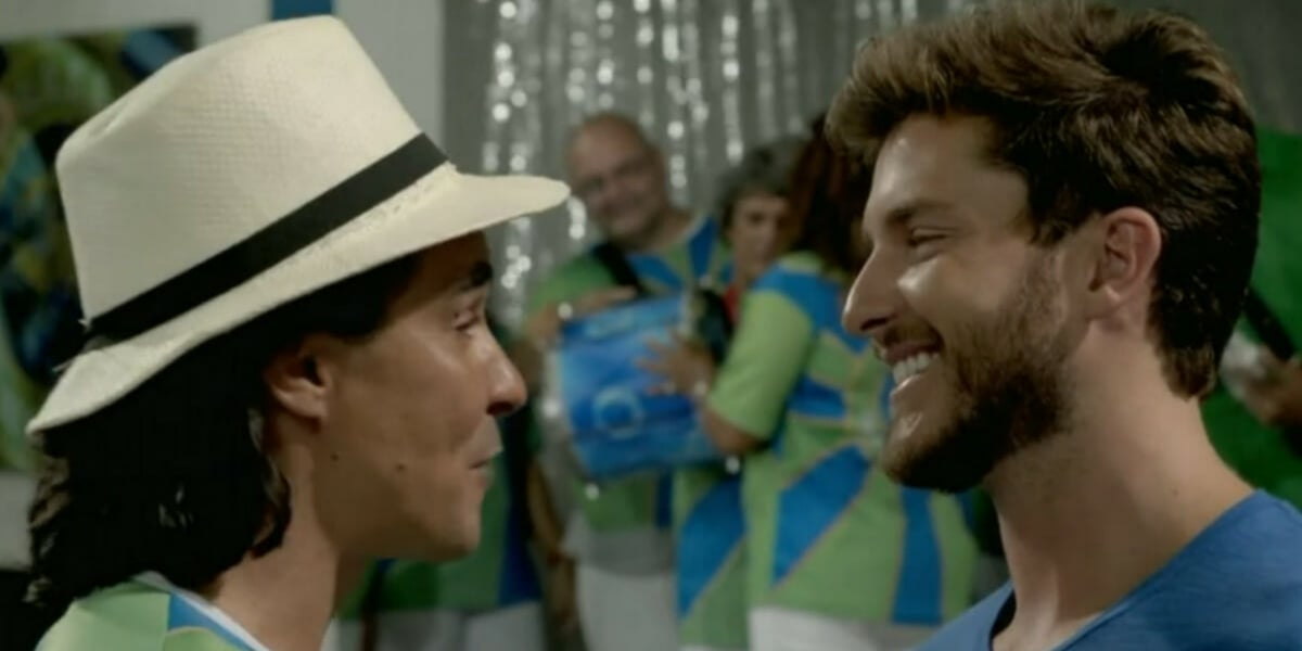 http://tvfoco.uai.com.br/wp-content/uploads/2015/05/Daniela-Mercury.jpg