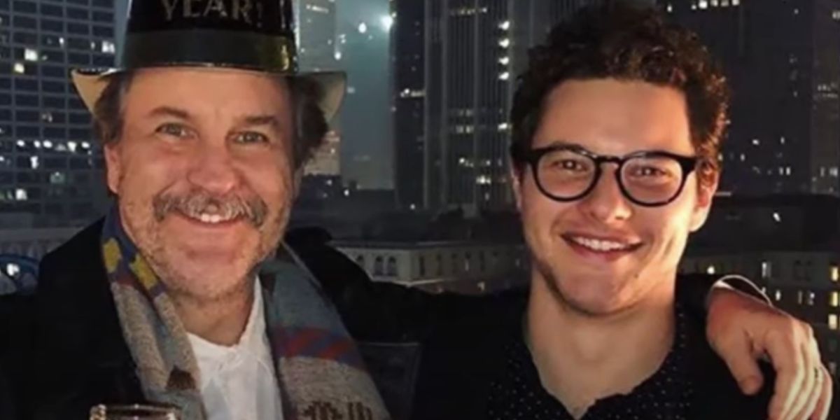 Pietro está identico ao pai, Antonio Calloni (Reprodução)