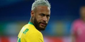 Neymar surgiu acompanhado de ex-namorada  - Foto Reprodução