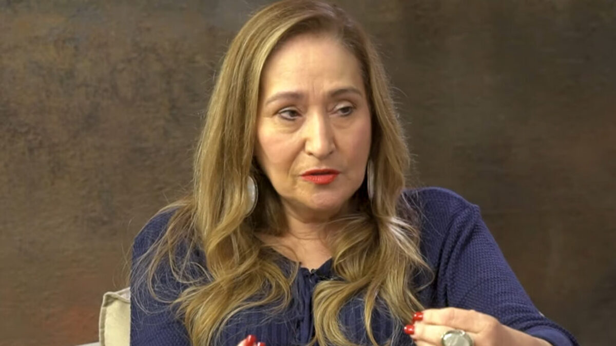 http://tvfoco.uai.com.br/wp-content/uploads/2015/05/Daniela-Mercury.jpg