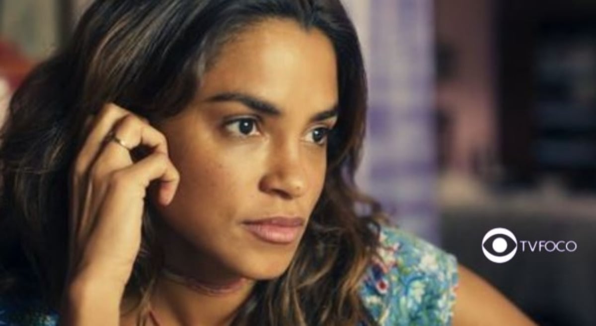 http://tvfoco.uai.com.br/wp-content/uploads/2015/05/Daniela-Mercury.jpg