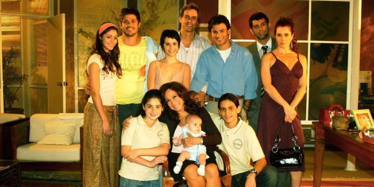 http://tvfoco.uai.com.br/wp-content/uploads/2015/05/Daniela-Mercury.jpg