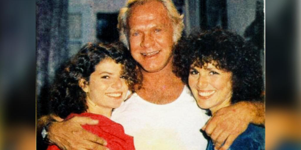 http://tvfoco.uai.com.br/wp-content/uploads/2015/05/Daniela-Mercury.jpg