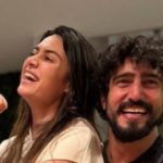 Thaila Ayala e Renato Góes celebram mais um mês do pequeno Francisco (Foto Reprodução / Internet)