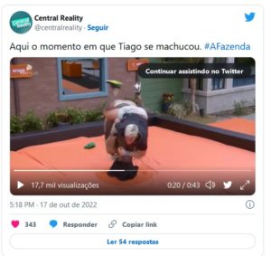 Tiago Ramos bate a cabeça em A Fazenda 14; peão passa bem após acidente em prova no reality (Foto: Reprodução / Twitter)