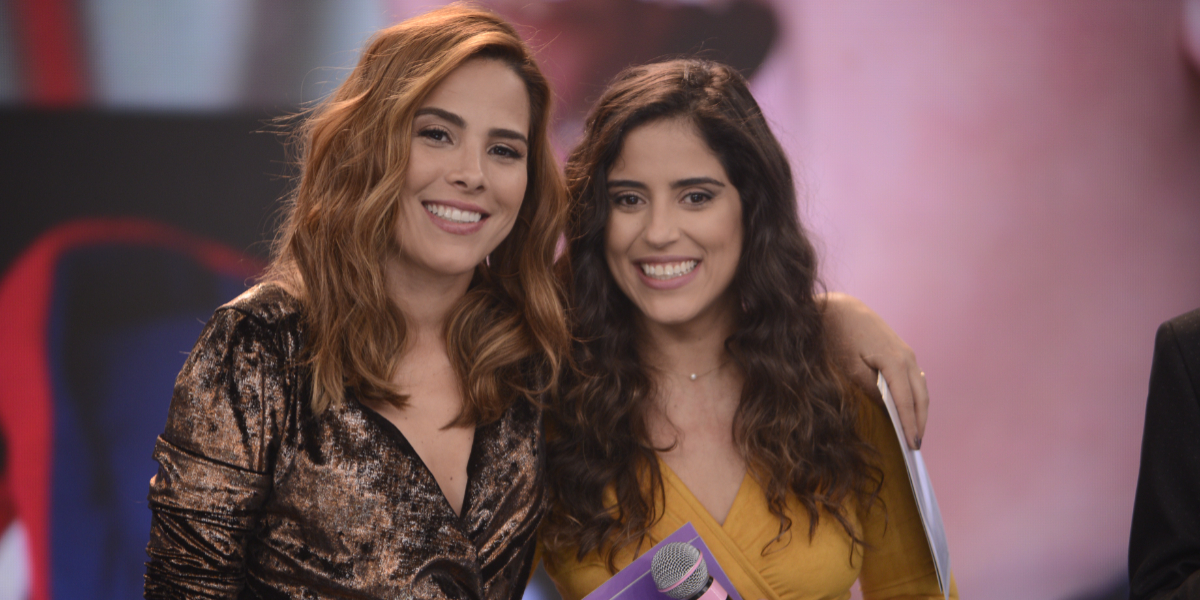 http://tvfoco.uai.com.br/wp-content/uploads/2015/05/Daniela-Mercury.jpg