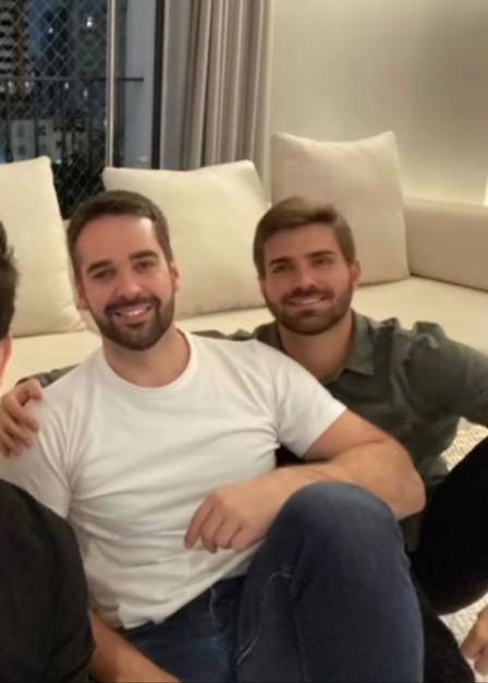 Eduardo Leite com o namorado, Thalis Bolzan Foto: Reprodução/Instagram