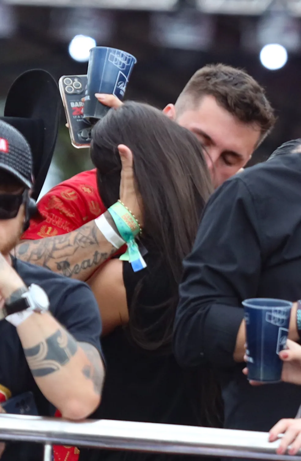 durante o show de Dennis DJ no Caldas Country - Foto Reprodução