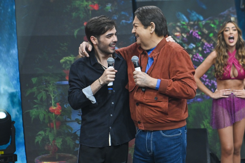 Faustão e seu filho, João Guilherme (Foto: Reprodução / Band)