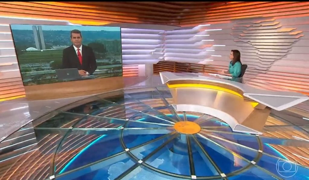 Ana Paula Araújo convocou Fábio William para atualizar o noticiário sobre a Covid Ana Paula Araújo convocou Fábio William para atualizar o noticiário sobre a Covid