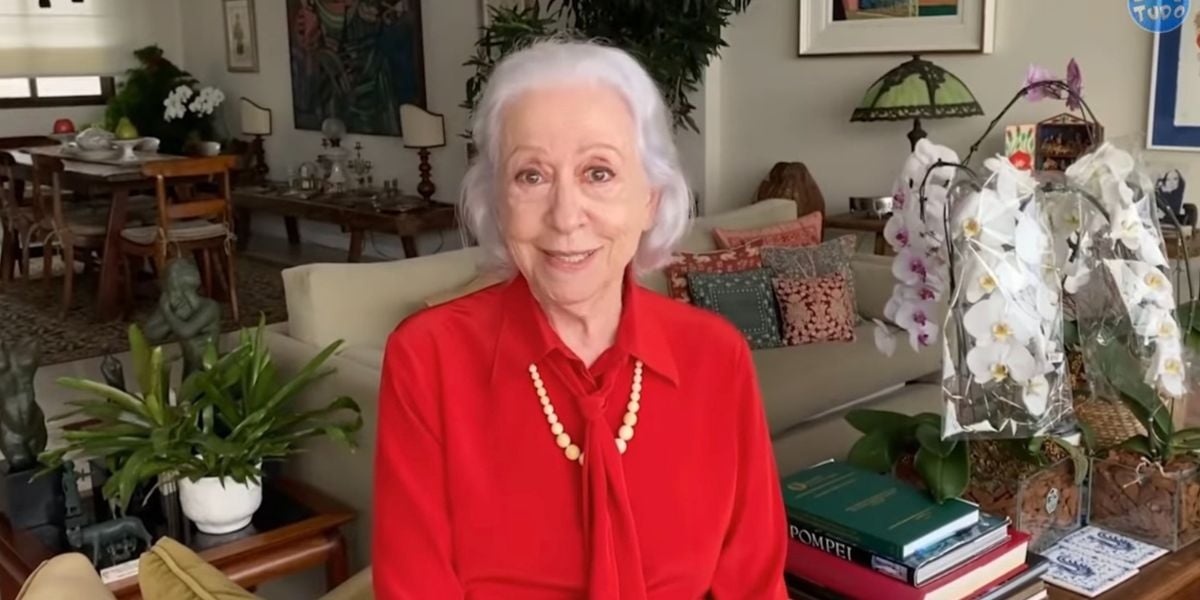 Apartamento de Fernanda Montenegro tem muitos objetos de decoração