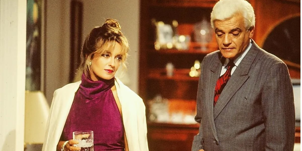 http://tvfoco.uai.com.br/wp-content/uploads/2015/05/Daniela-Mercury.jpg