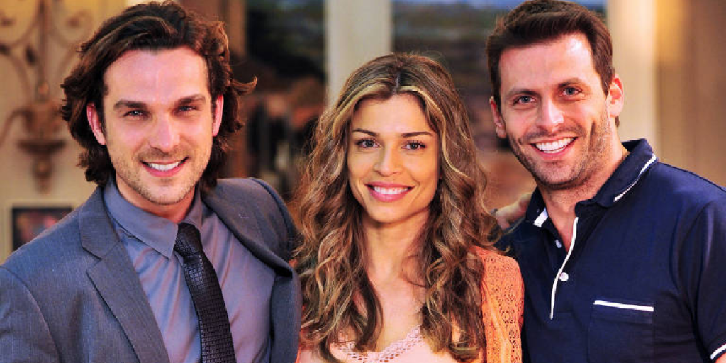 http://tvfoco.uai.com.br/wp-content/uploads/2015/05/Daniela-Mercury.jpg
