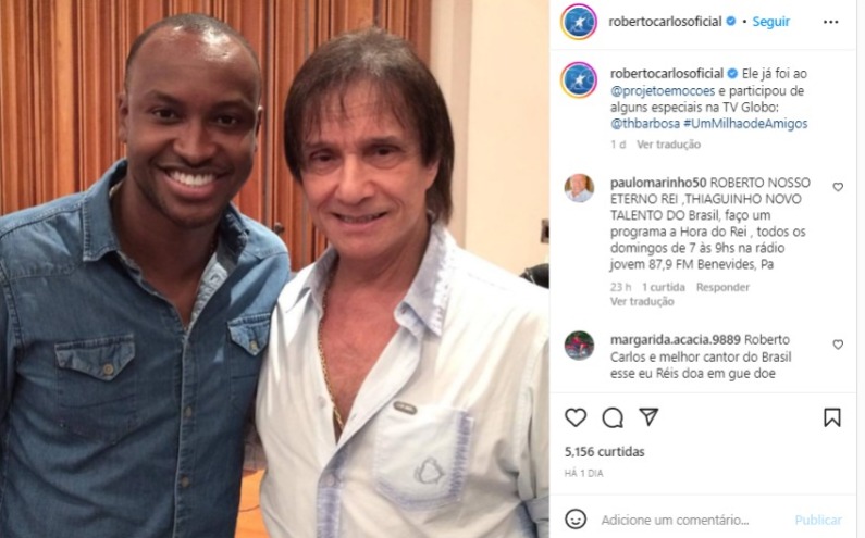 Roberto Carlos posta foto ao lado de Thiaguinho (Foto: Reprodução/Instagram)