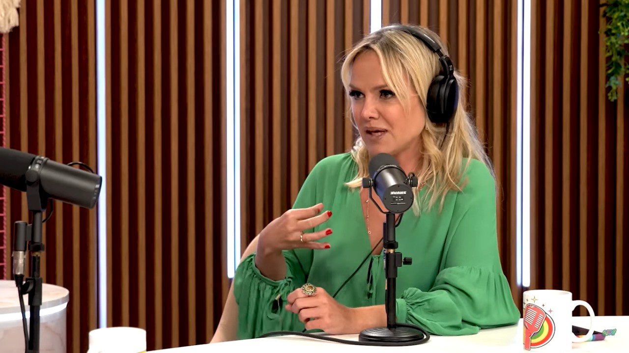 Eliana falou sobre grupo com amigas em entrevista ao podcast 'Quem Pode, Pod' (Foto: Reprodução/YouTube)