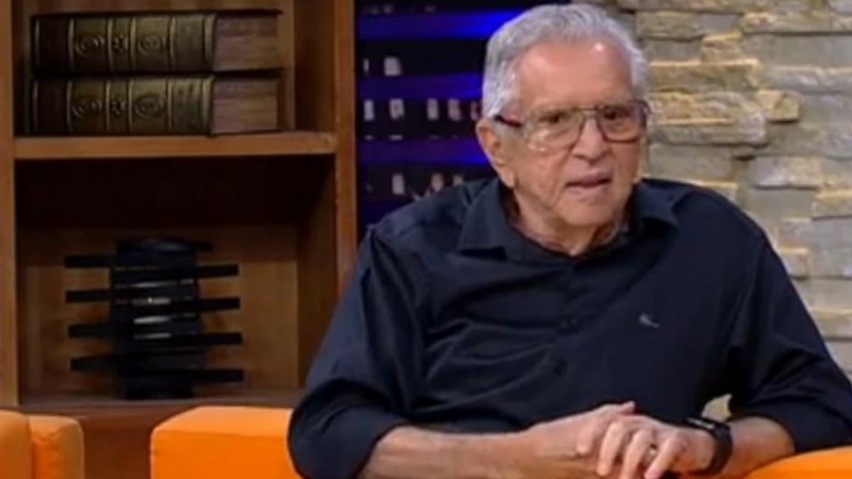 O veterano do SBT deu entrevista para Sonia Abrão e Luciana Gimenez na RedeTV!