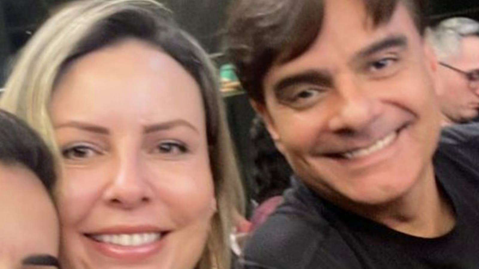 Último registro do ex-ator com vida ao lado de sua esposa