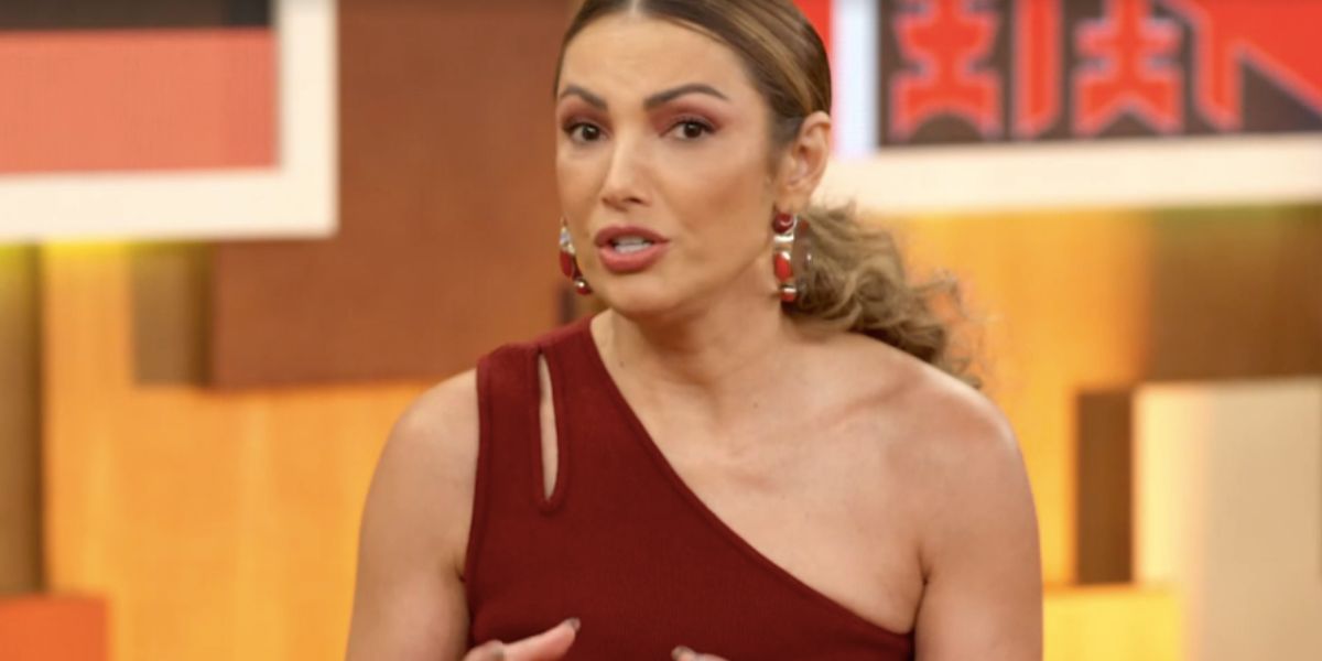 http://tvfoco.uai.com.br/wp-content/uploads/2015/05/Daniela-Mercury.jpg