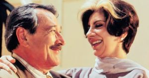 Paulo Goulart e Marília Pêra em cena da novela 'O Campeão' (Divulgação/ Band)