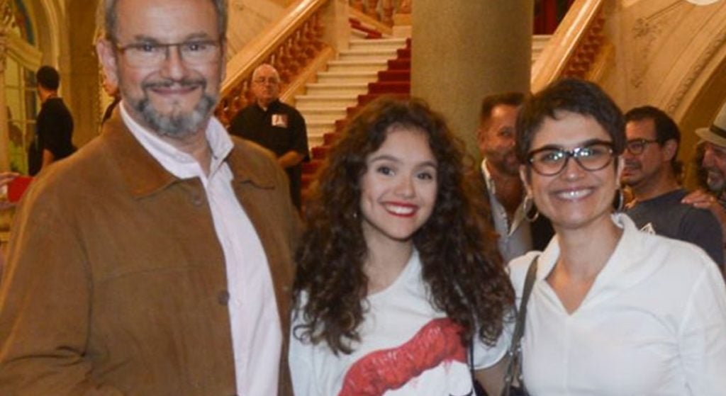 Sandra Annenberg ao lado de sua família e marido (Foto: Reprodução)