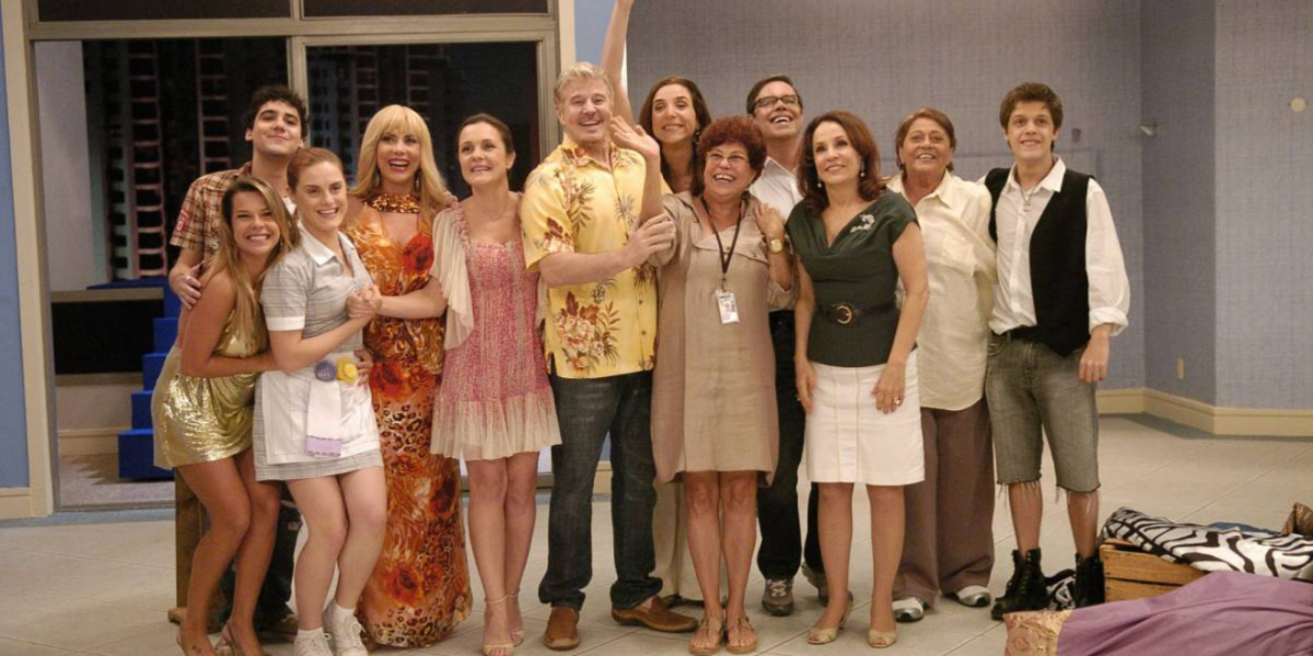 http://tvfoco.uai.com.br/wp-content/uploads/2015/05/Daniela-Mercury.jpg
