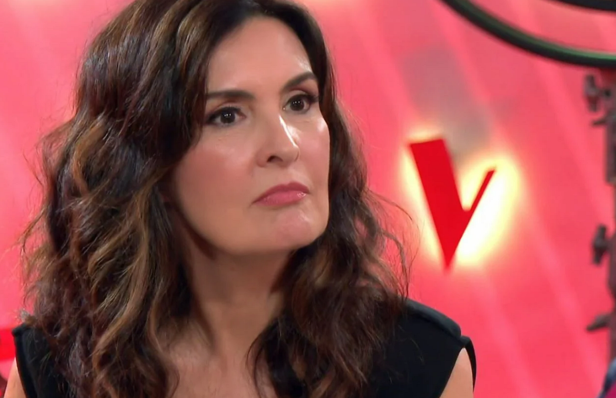 http://tvfoco.uai.com.br/wp-content/uploads/2015/05/Daniela-Mercury.jpg