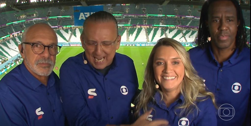 Galvão Bueno ao lado de Ana Thaís Matos, Roque Júnior e Júnior