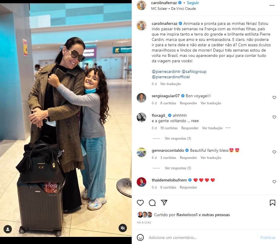 Domingo Espetacular: Carolina Ferraz posou com as filhas antes de embarcar para sua viagem de férias