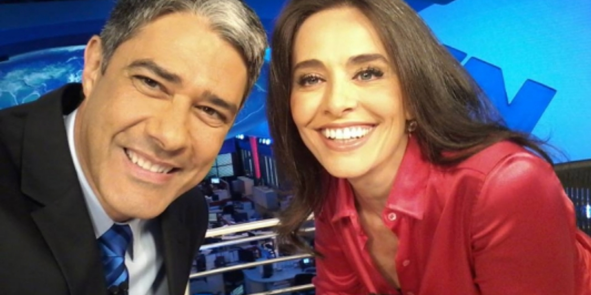 William Bonner ao lado de Carla Vilhena (Foto: Reprodução)