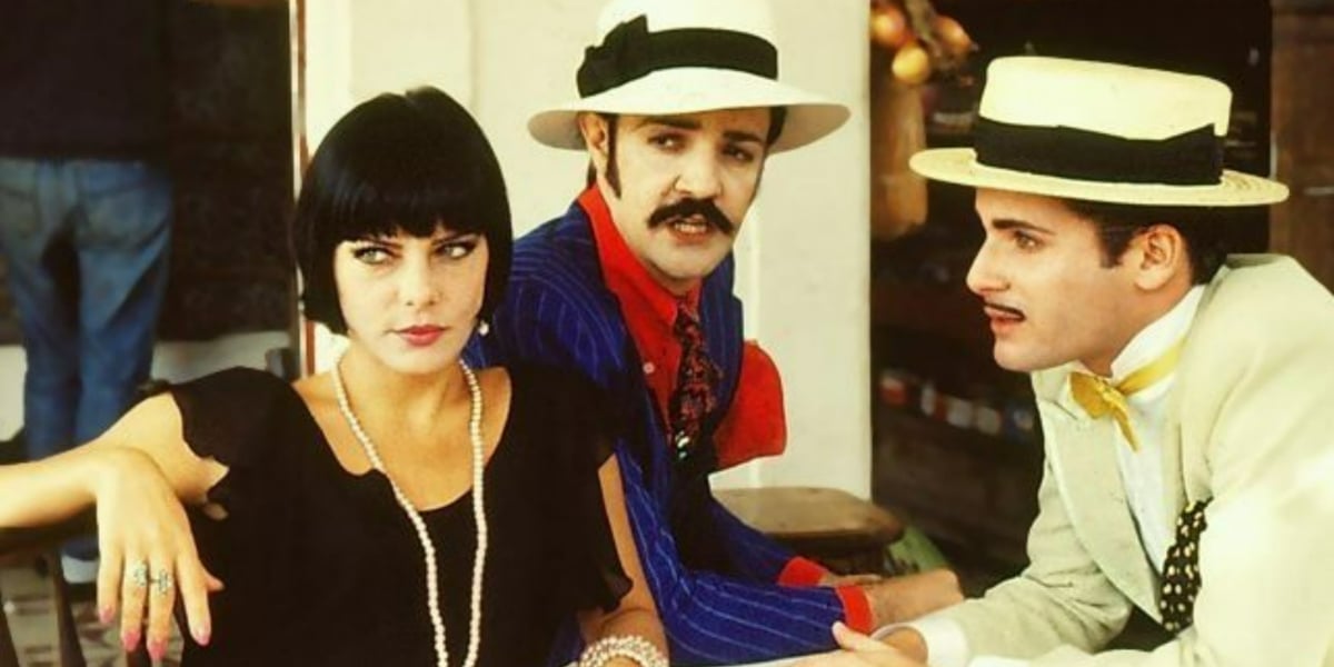 http://tvfoco.uai.com.br/wp-content/uploads/2015/05/Daniela-Mercury.jpg