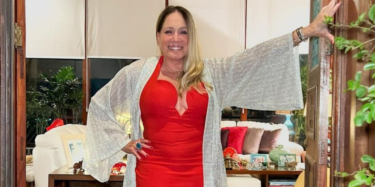http://tvfoco.uai.com.br/wp-content/uploads/2015/05/Daniela-Mercury.jpg
