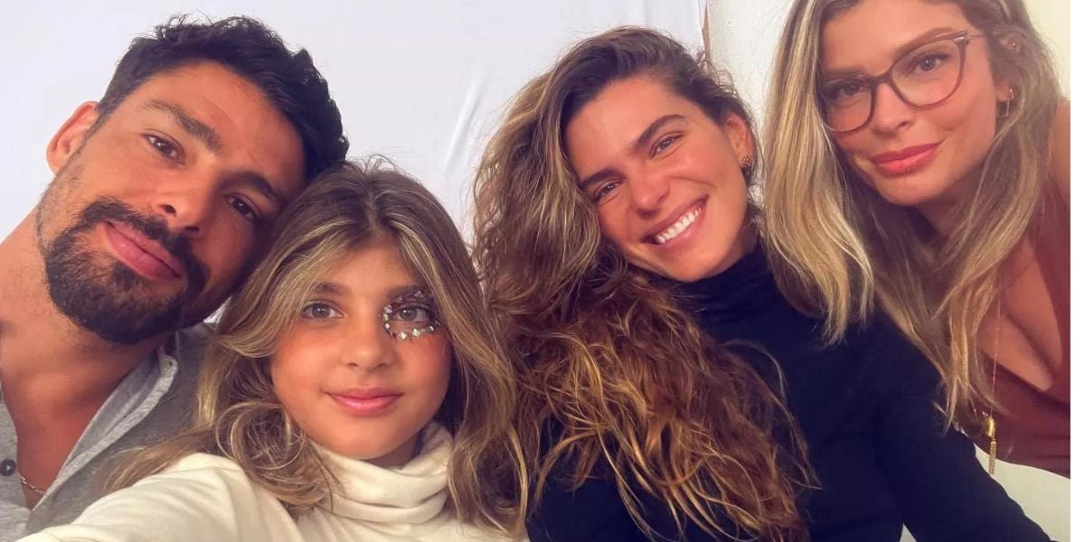 Cauã Reymond, Sofia, Mariana e Grazi Massafera (Reprodução)