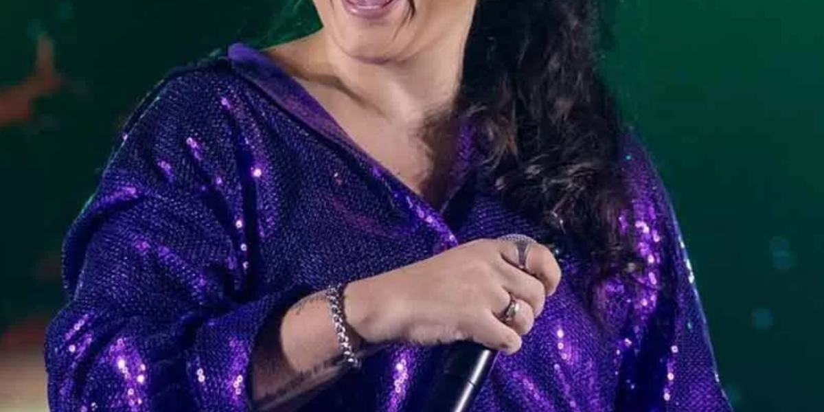 http://tvfoco.uai.com.br/wp-content/uploads/2015/05/Daniela-Mercury.jpg
