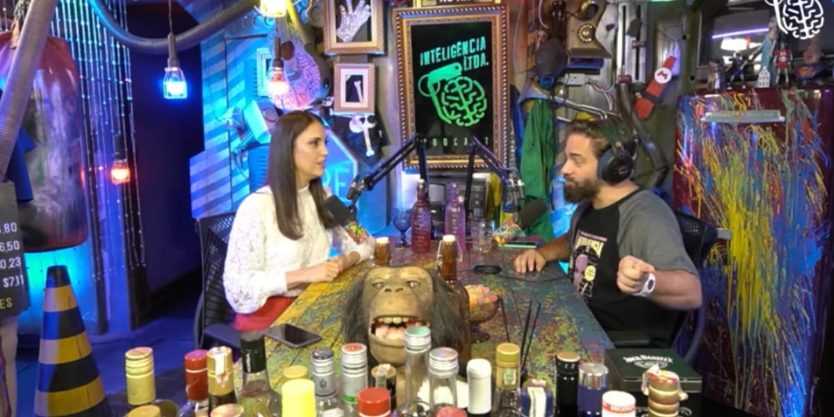 Chris Flores relembra sua primeira participação ao vivo na televisão (Reprodução: Instagram)