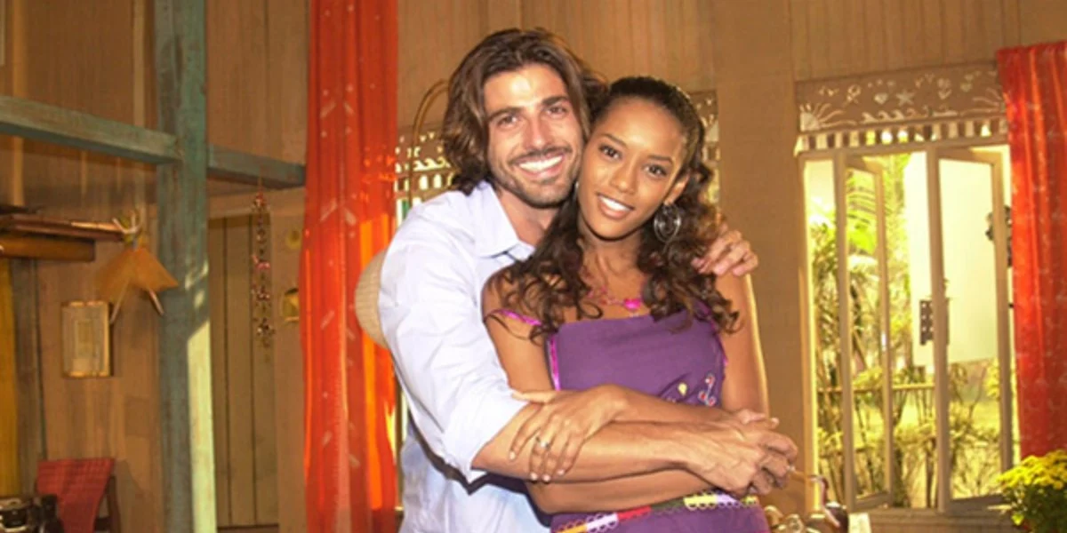 http://tvfoco.uai.com.br/wp-content/uploads/2015/05/Daniela-Mercury.jpg