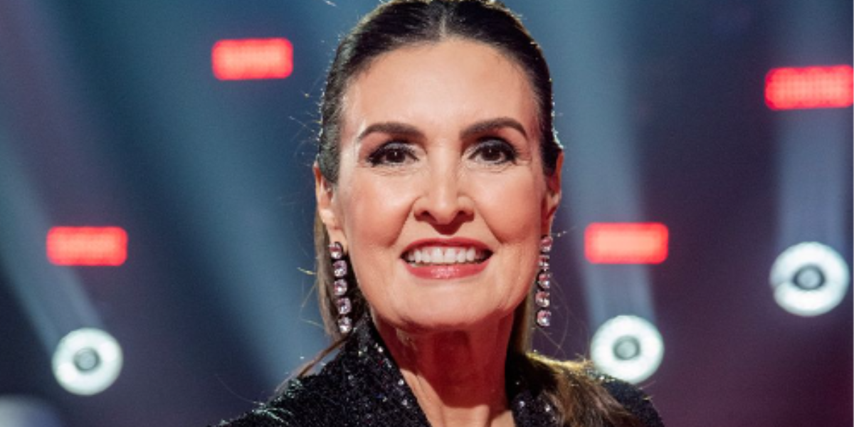 http://tvfoco.uai.com.br/wp-content/uploads/2015/05/Daniela-Mercury.jpg