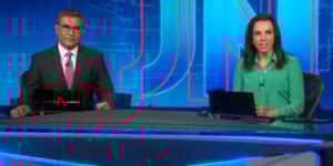 Ana Paula Araújo e Hélter Duarte comandaram o Jornal Nacional na Globo (Foto: Reprodução)