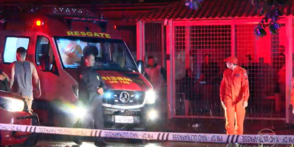 Jornal Nacional anunciou morte de três pessoas após queda de fio de alta tensão - Foto: Reprodução Jornal Nacional anunciou morte de três pessoas após queda de fio de alta tensão - Foto: Reprodução