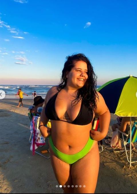 Lésbica e com uma aparência chocante, assim está Ágata, filha de Carminha em Avenida Brasil - Foto Reprodução