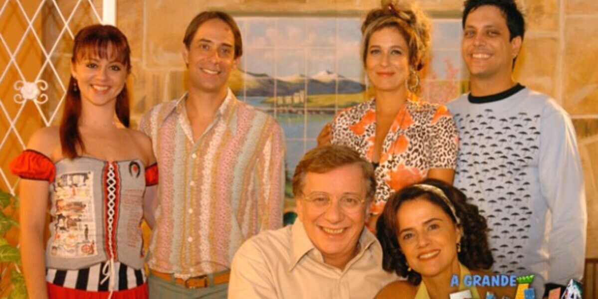 http://tvfoco.uai.com.br/wp-content/uploads/2015/05/Daniela-Mercury.jpg