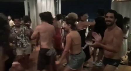 Elenco de 'Mar do Sertão' durante a festa (Foto: Divulgação)