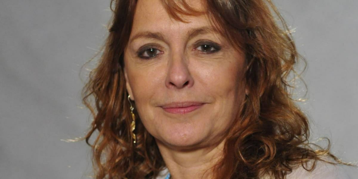 http://tvfoco.uai.com.br/wp-content/uploads/2015/05/Daniela-Mercury.jpg