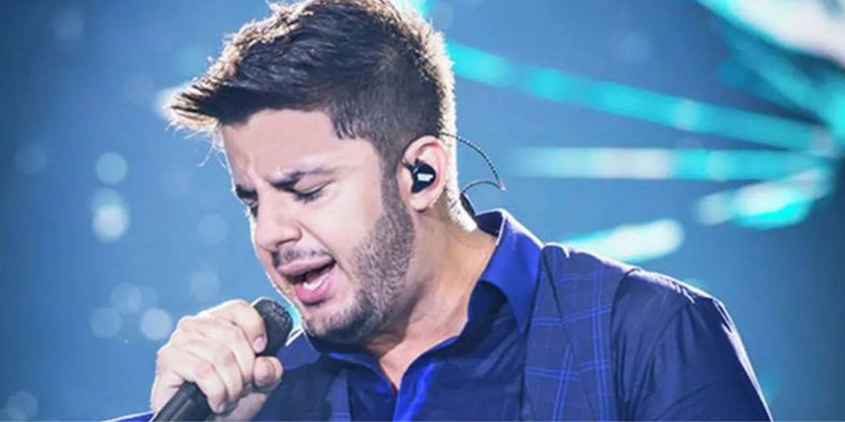 http://tvfoco.uai.com.br/wp-content/uploads/2015/05/Daniela-Mercury.jpg