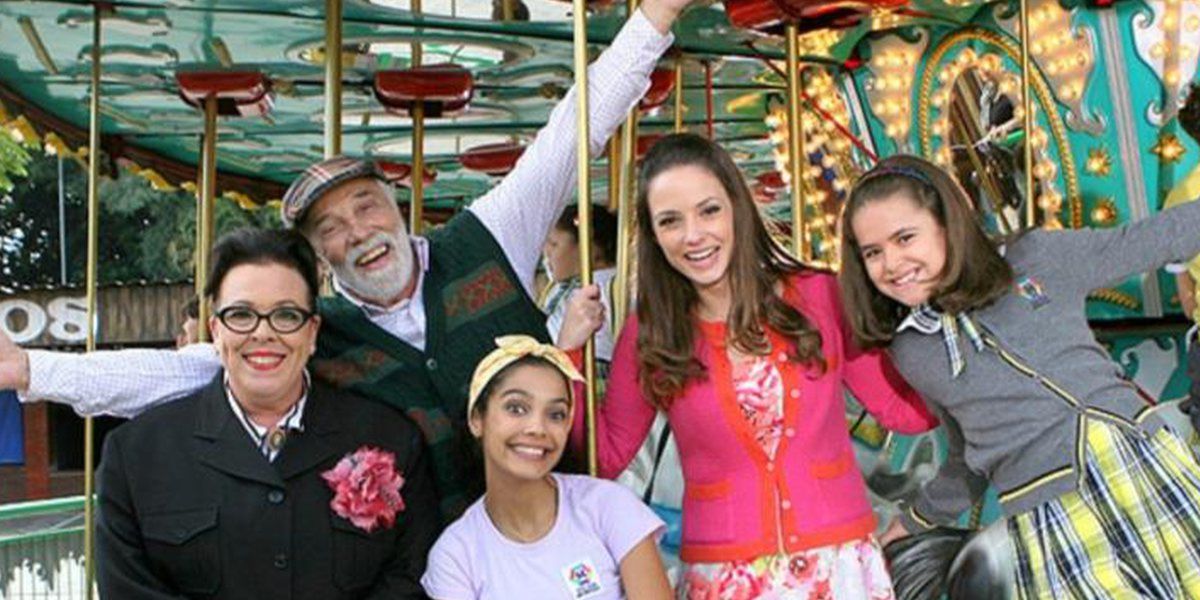http://tvfoco.uai.com.br/wp-content/uploads/2015/05/Daniela-Mercury.jpg